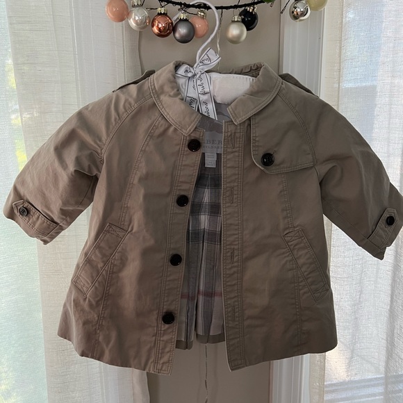 Burberry baby trench coat 6M